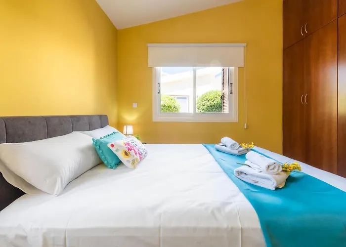 Tequila Sunrise By Ezoria *