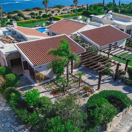 Tequila Sunrise By Ezoria Villa Coral Bay