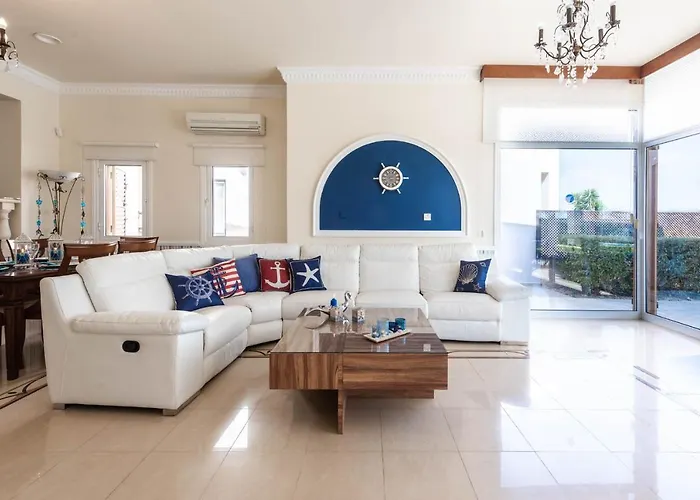 Tequila Sunrise By Ezoria Vila *