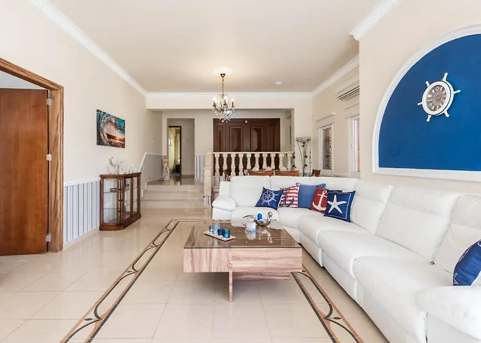 Vila Tequila Sunrise By Ezoria Coral Bay